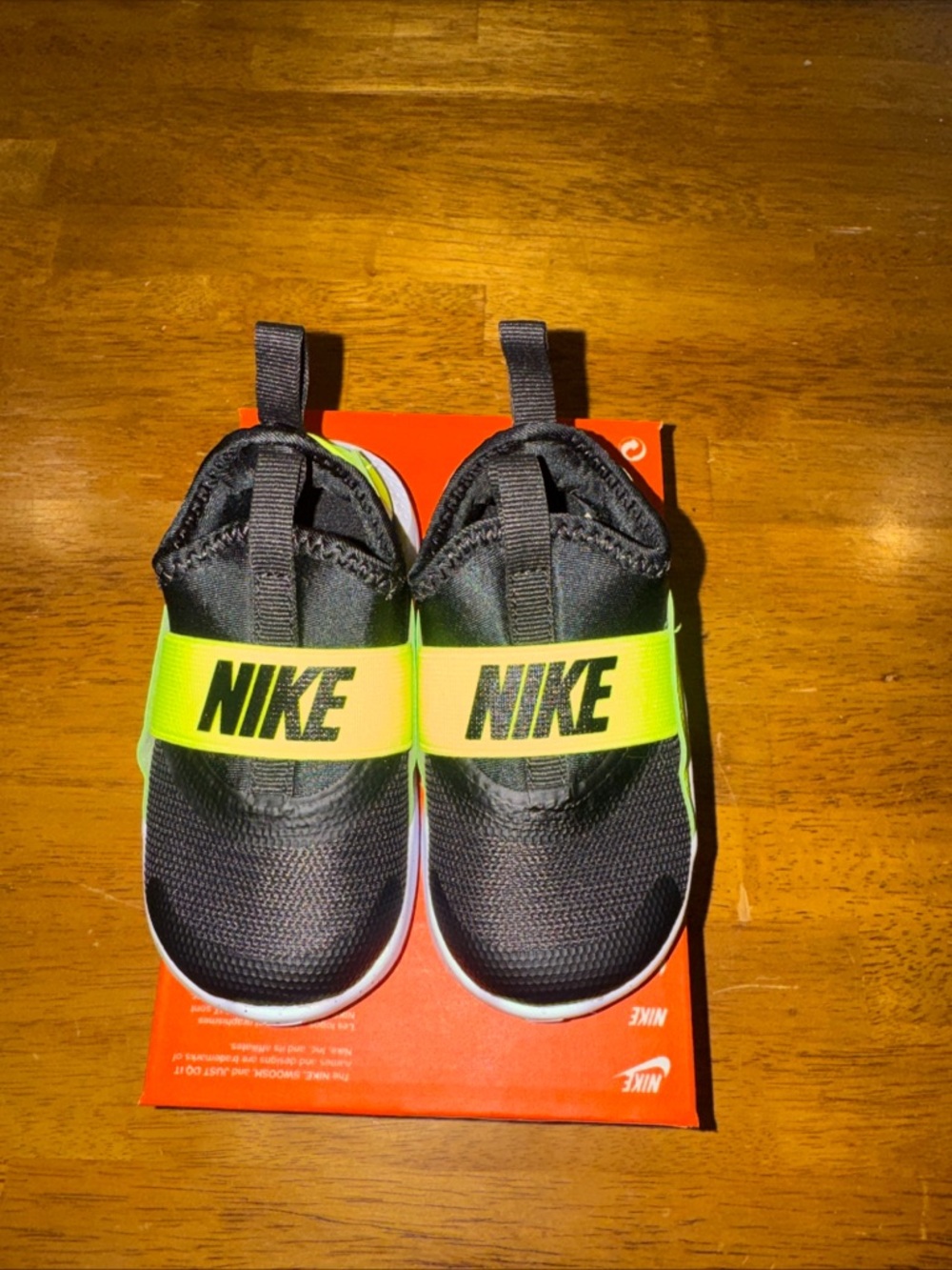 Nike Flex Runner 4 Baby/Toddler Shoes Slip On Size 6c Black/Volt New In Box